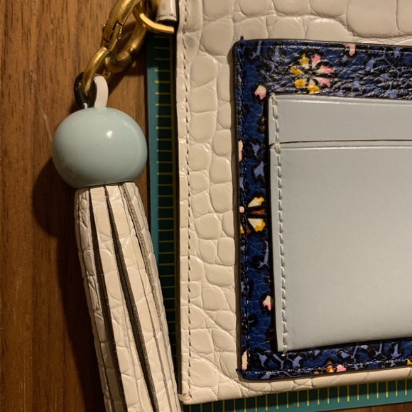 Tory Burch Cute clutch wallet -USED- - Picture 4 of 8